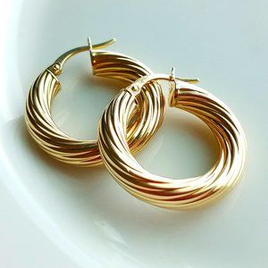 14K Yellow Gold Ridge Pattern Bold Hoop Earrings